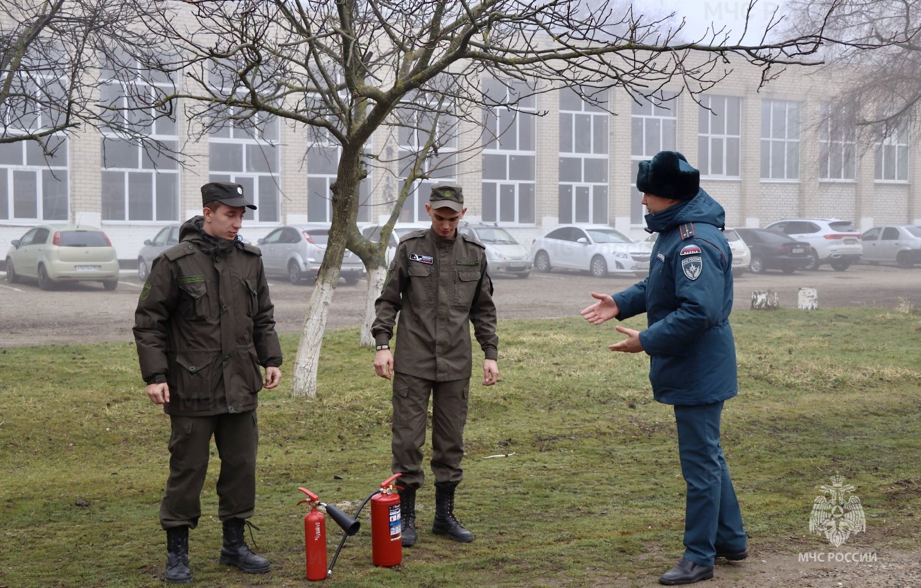 Громкий звук пожарной сирены и эвакуация - огнеборцы проводят учения |  15.02.2024 | Ставрополь - БезФормата